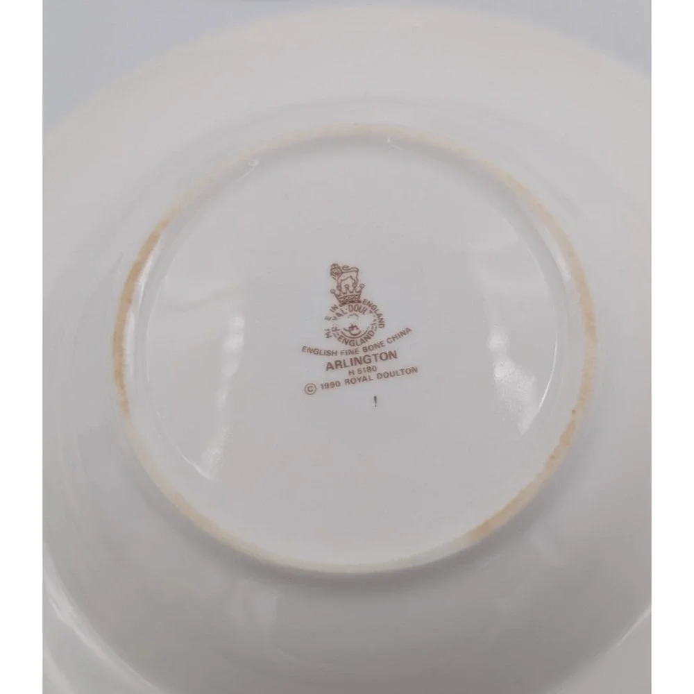 Royal Doulton Arlington Rimmed Soup Bowl Set of 10 Bowls 8
